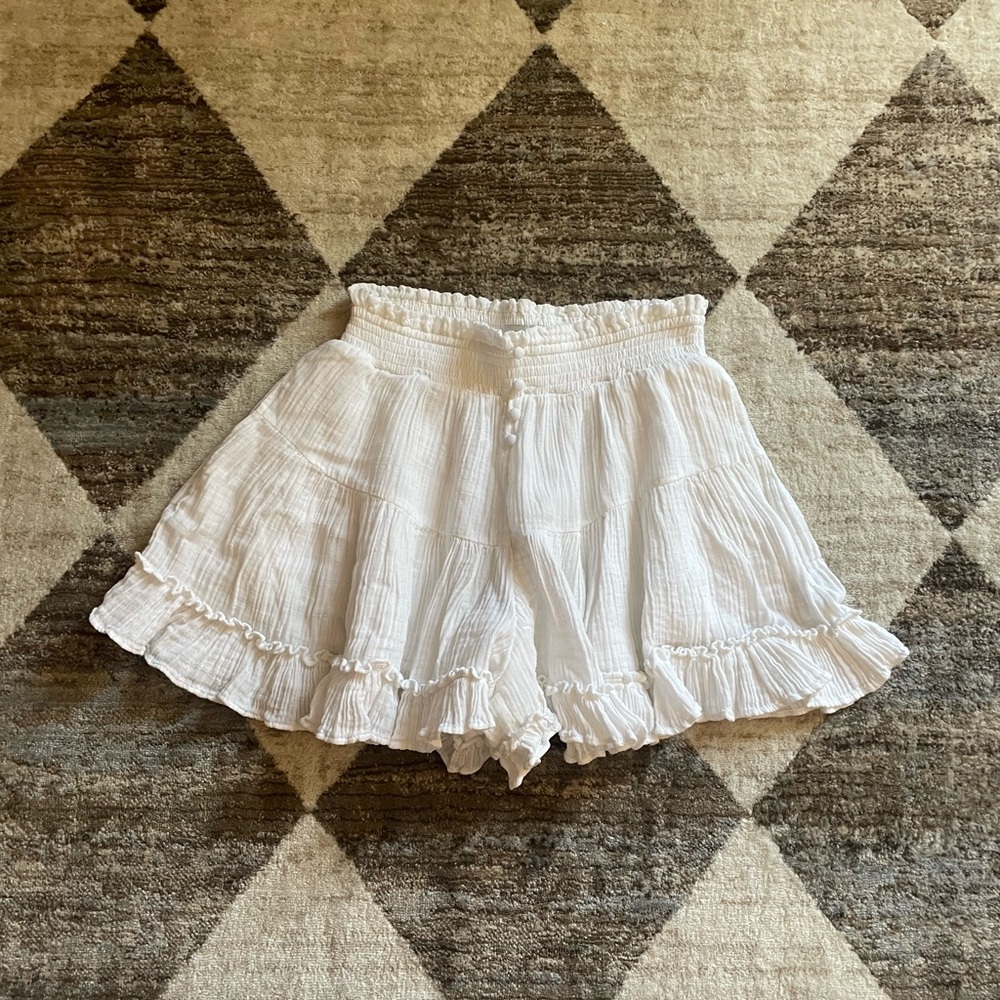 American Eagle Ruffle Shorts